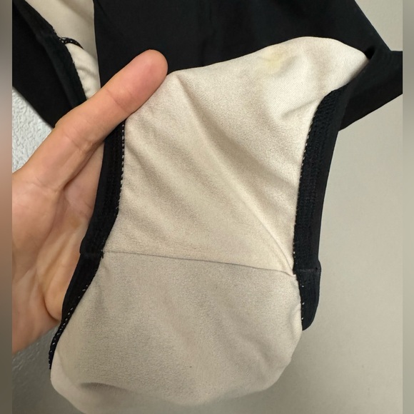 EUC Ocean Women’s Size 44 / 18 / XL Swim Bathing Suit Black Stretchy One Piece - Picture 8 of 10